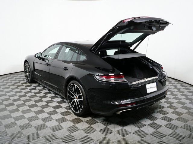 2023 Porsche Panamera