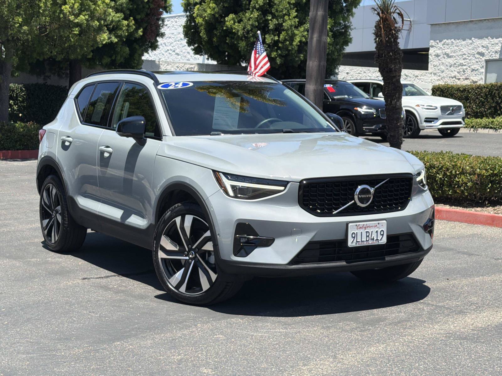 Certified 2024 Volvo XC40 B5 Ultimate w/ Protection Package Premier