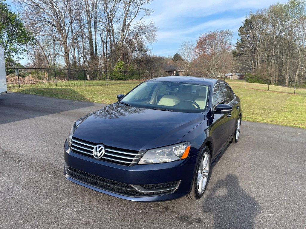 2014 Volkswagen Passat 1.8T SE