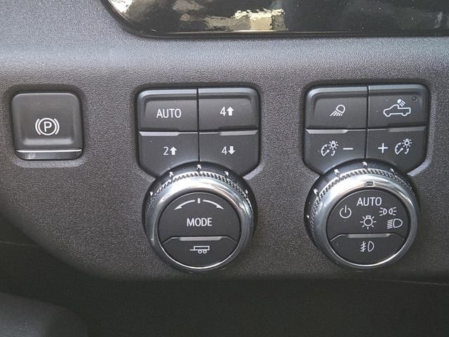 2025 GMC Sierra 3500 SLT