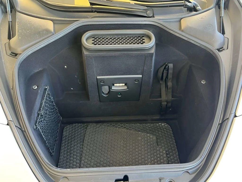 Used 2018 McLaren 720S photo 17