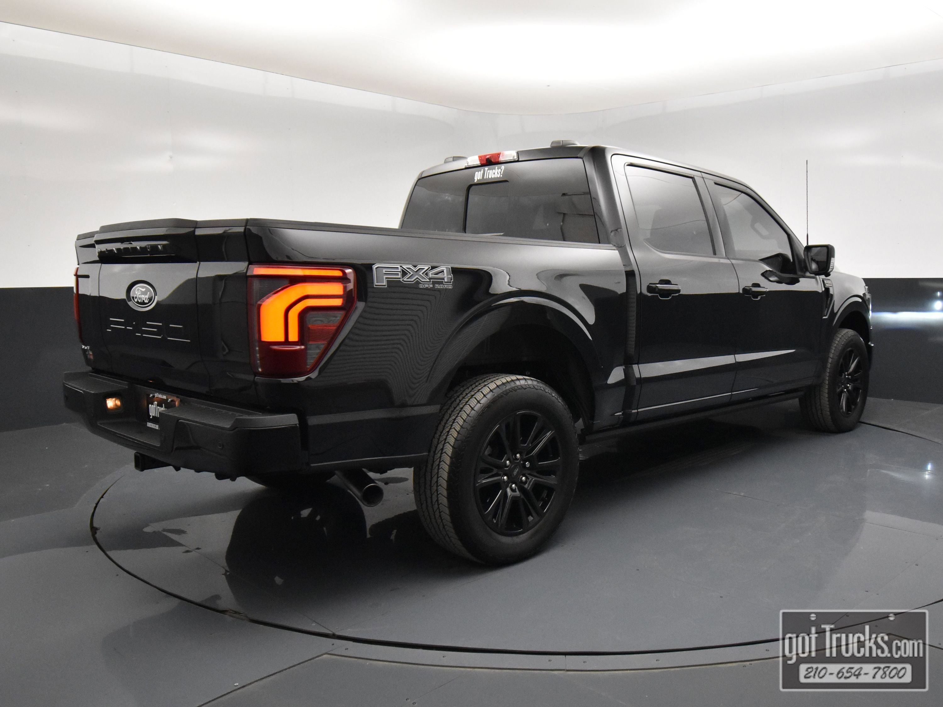 2025 Ford F150 Platinum