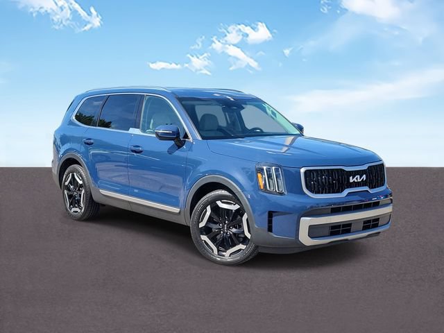 Used 2023 Kia Telluride EX w/ EX Captain's Chair Package