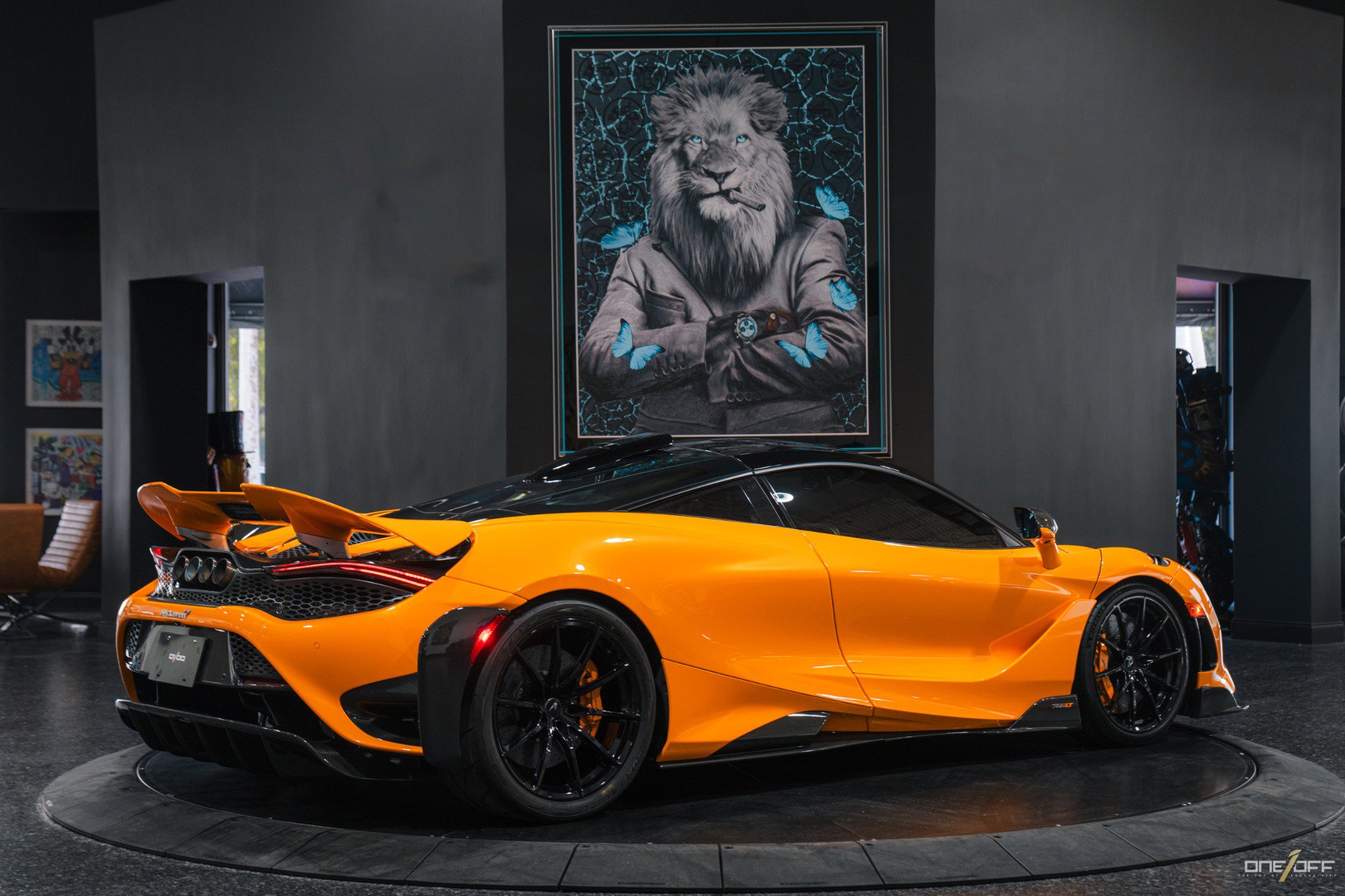 Used 2021 McLaren 765LT photo 25