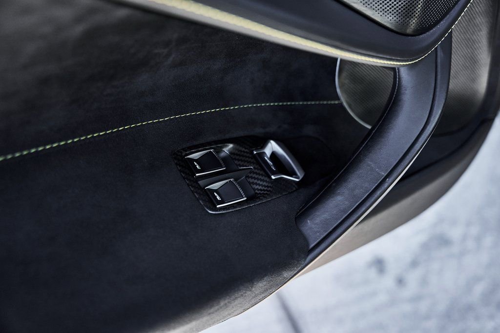 Used 2019 McLaren 720S photo 34