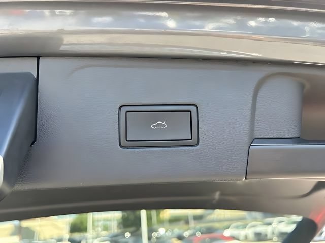Used 2023 Volkswagen Atlas SE