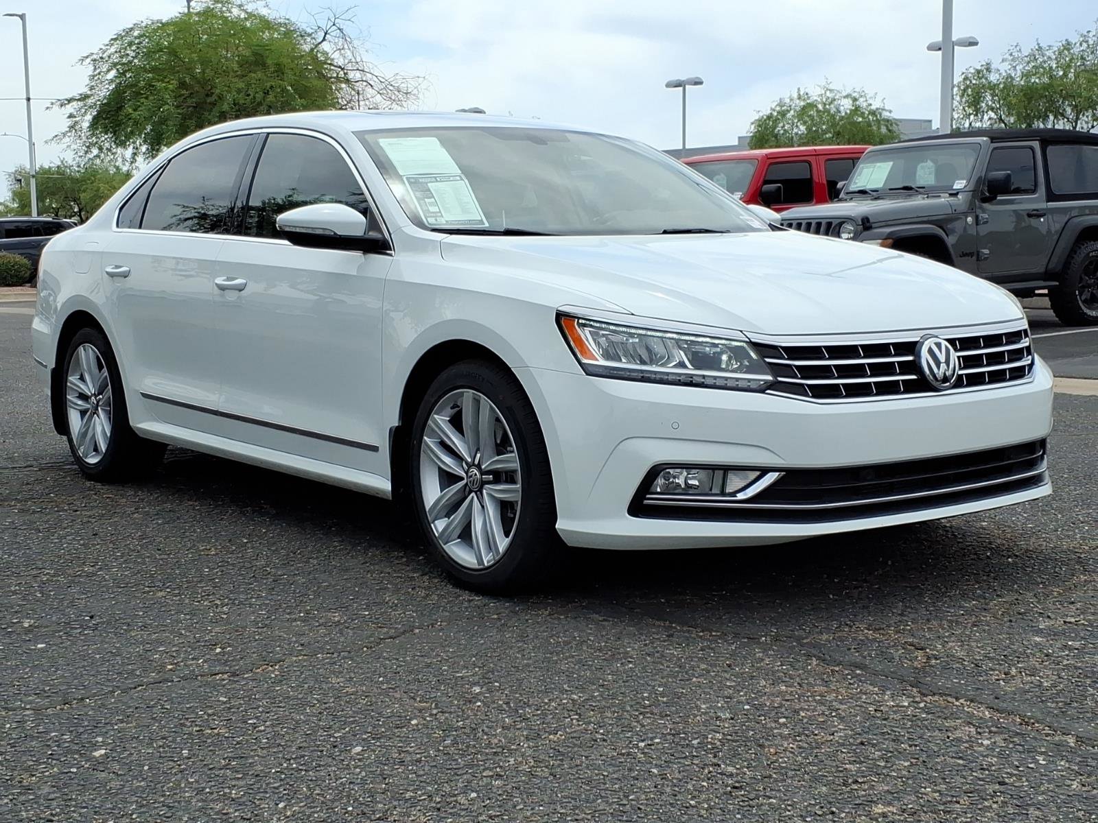 Used 2017 Volkswagen Passat 1.8T SE