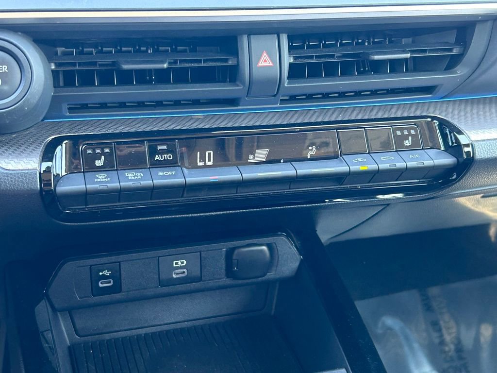 2025 Toyota Prius XLE