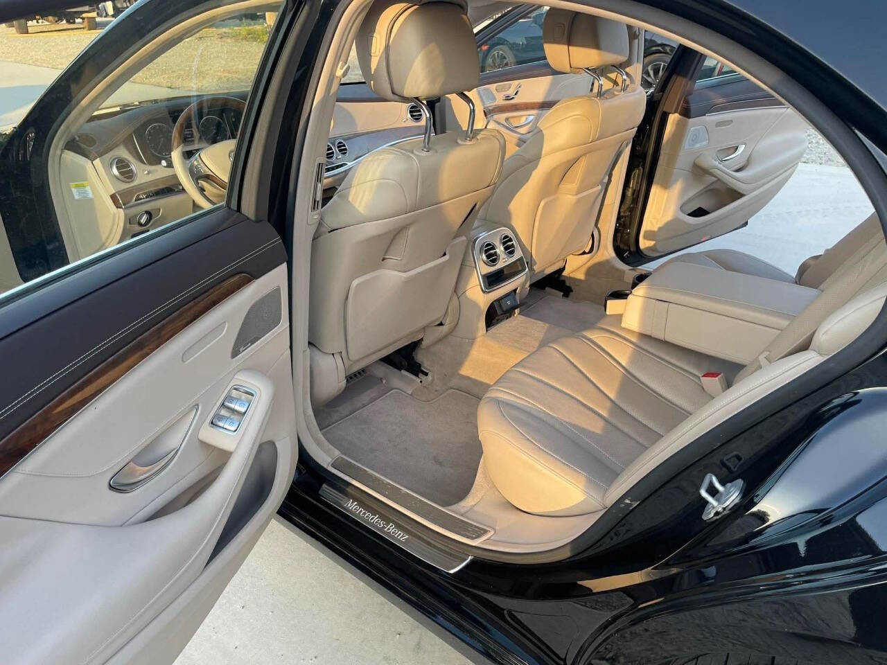 2014 Mercedes-Benz S 550 Sedan