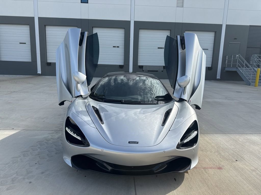 Used 2020 McLaren 720S Performance photo 8