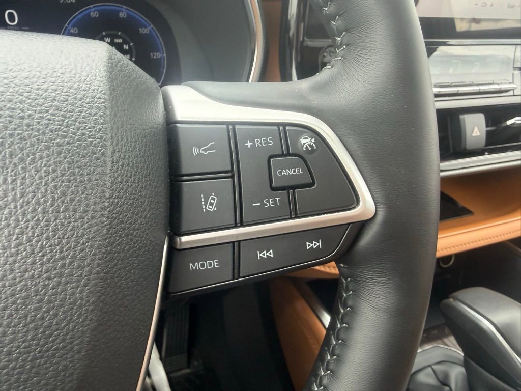 2025 Toyota Highlander Platinum