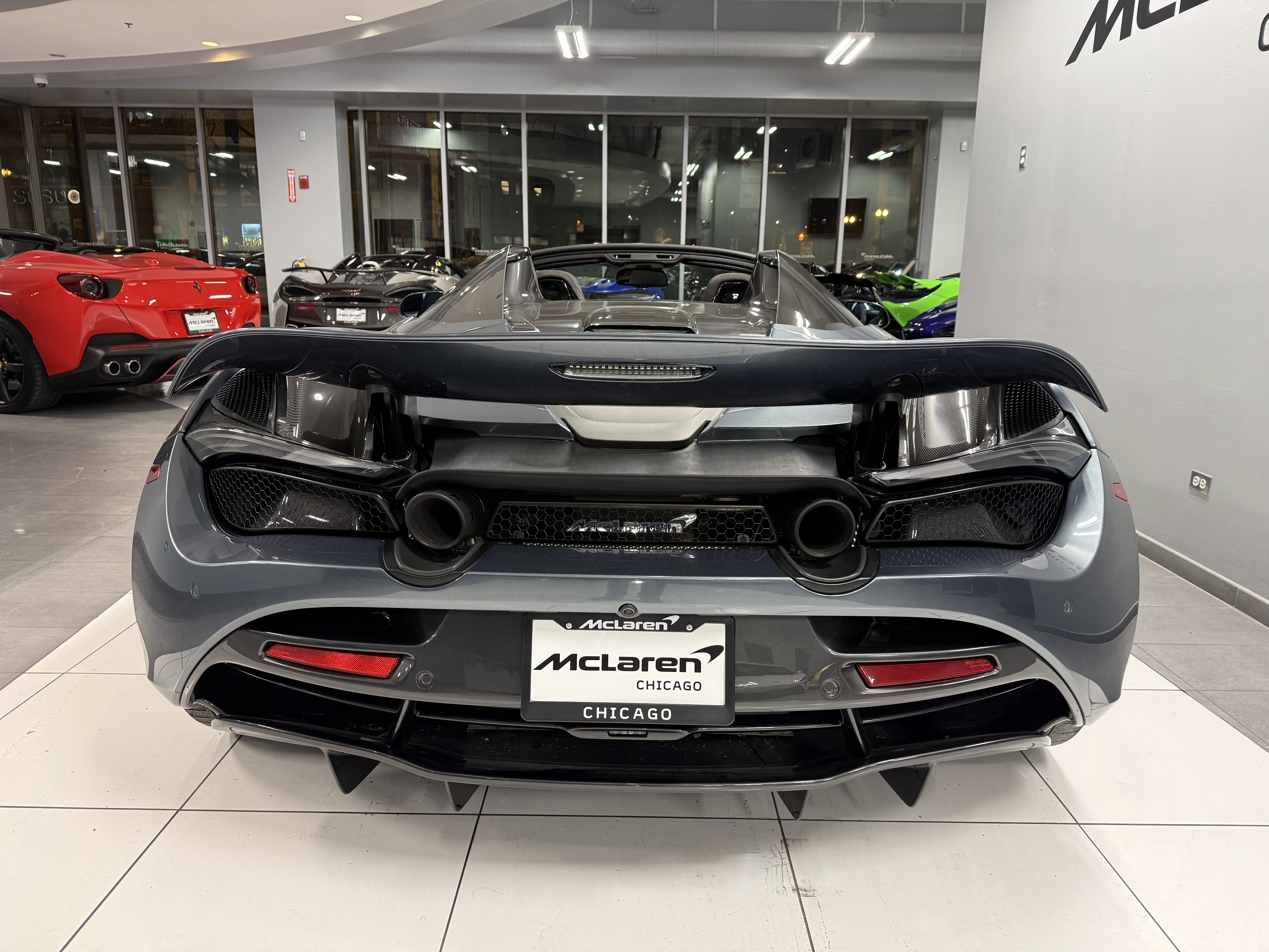 Used 2020 McLaren 720S Spider photo 2
