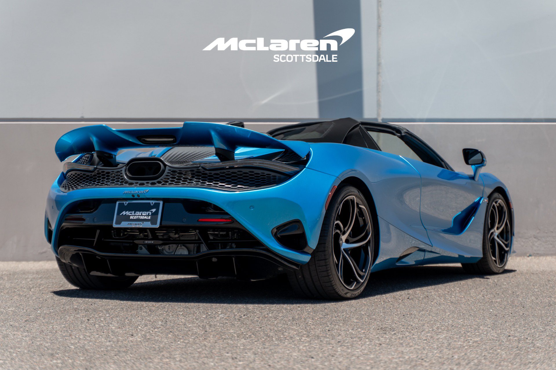 Used 2024 McLaren 750S Spider photo 7