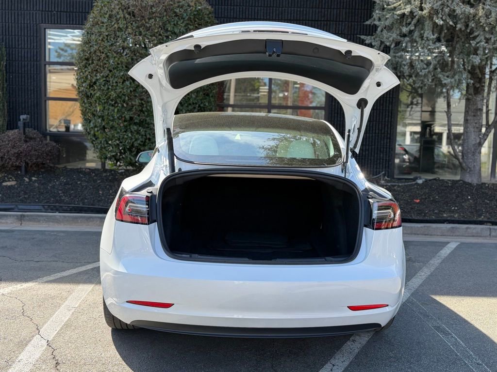 2023 Tesla Model 3 Standard Range