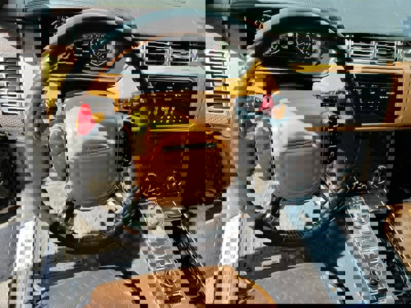 2021 Land Rover Range Rover SV Autobiography Dynamic