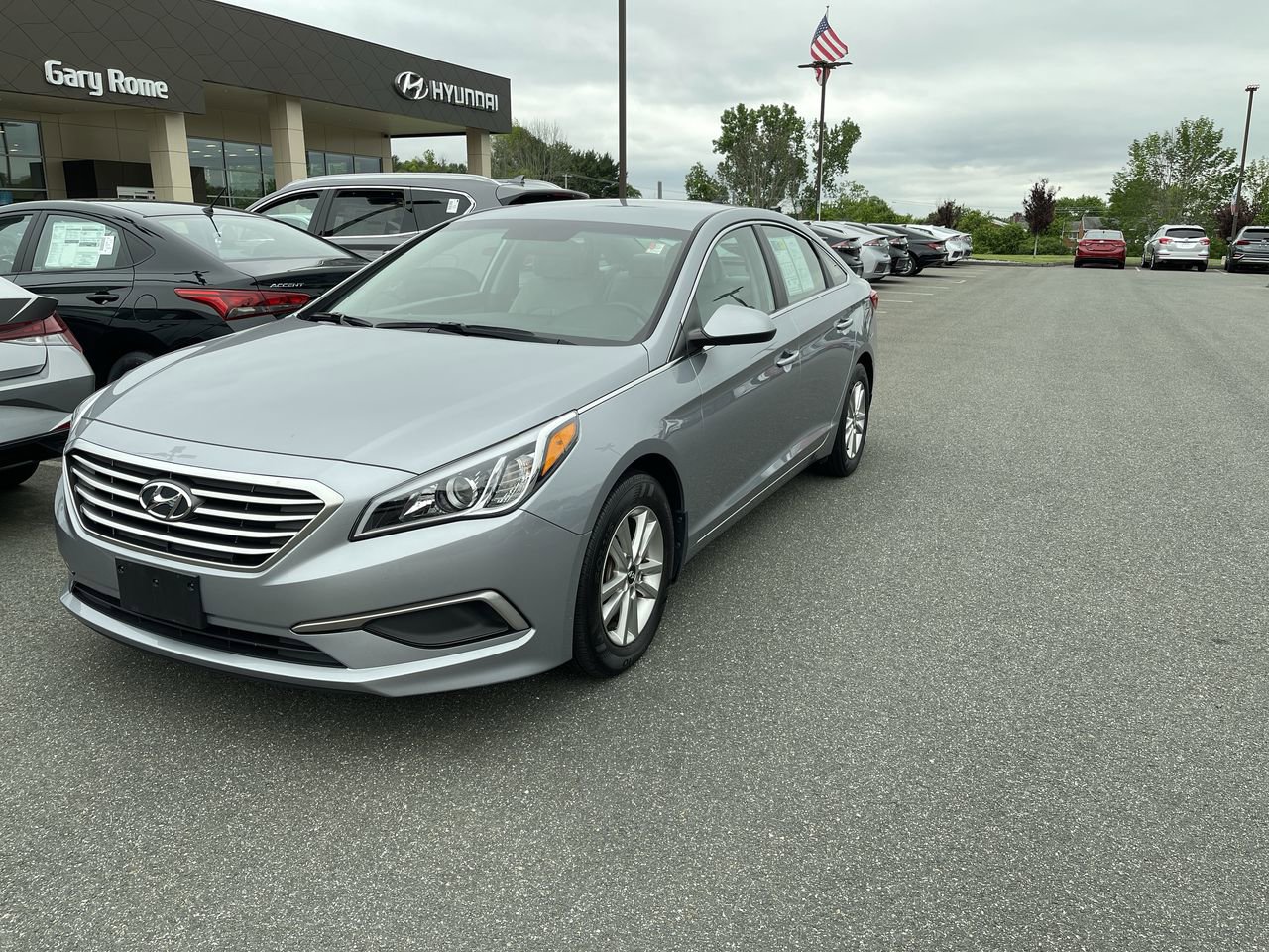 Used 2017 Hyundai Sonata SE