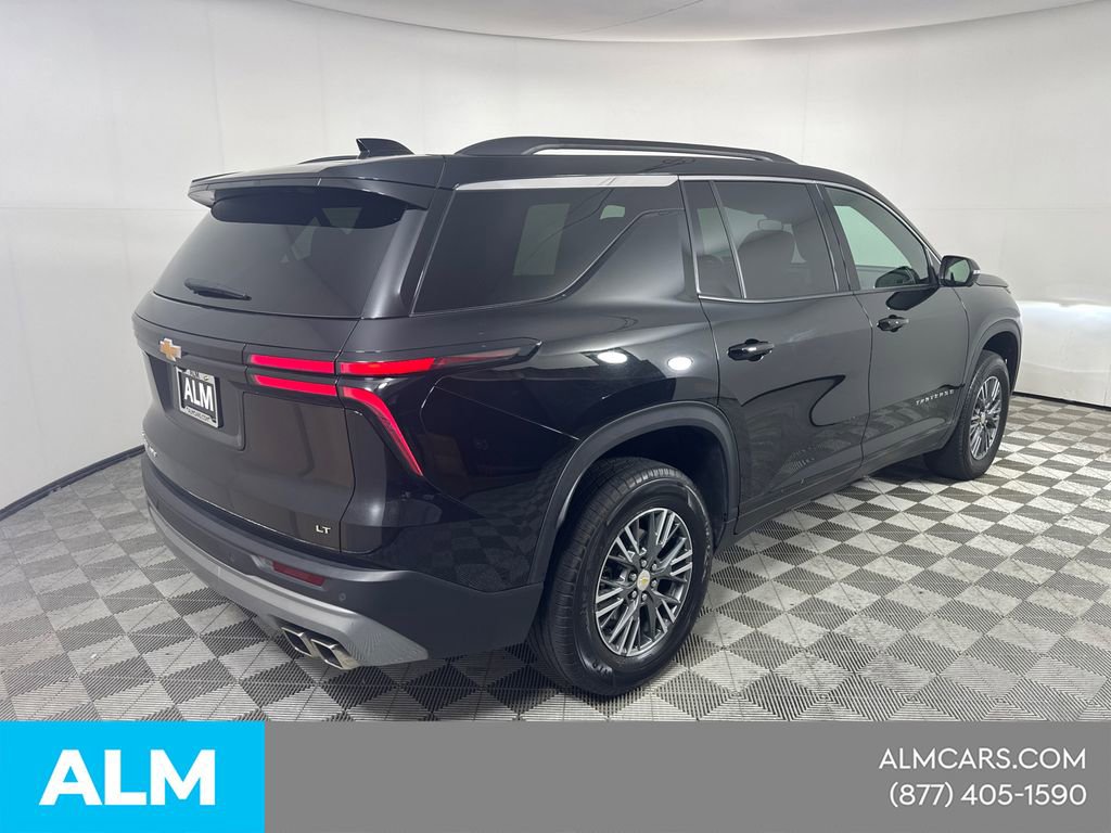 2024 Chevrolet Traverse LT
