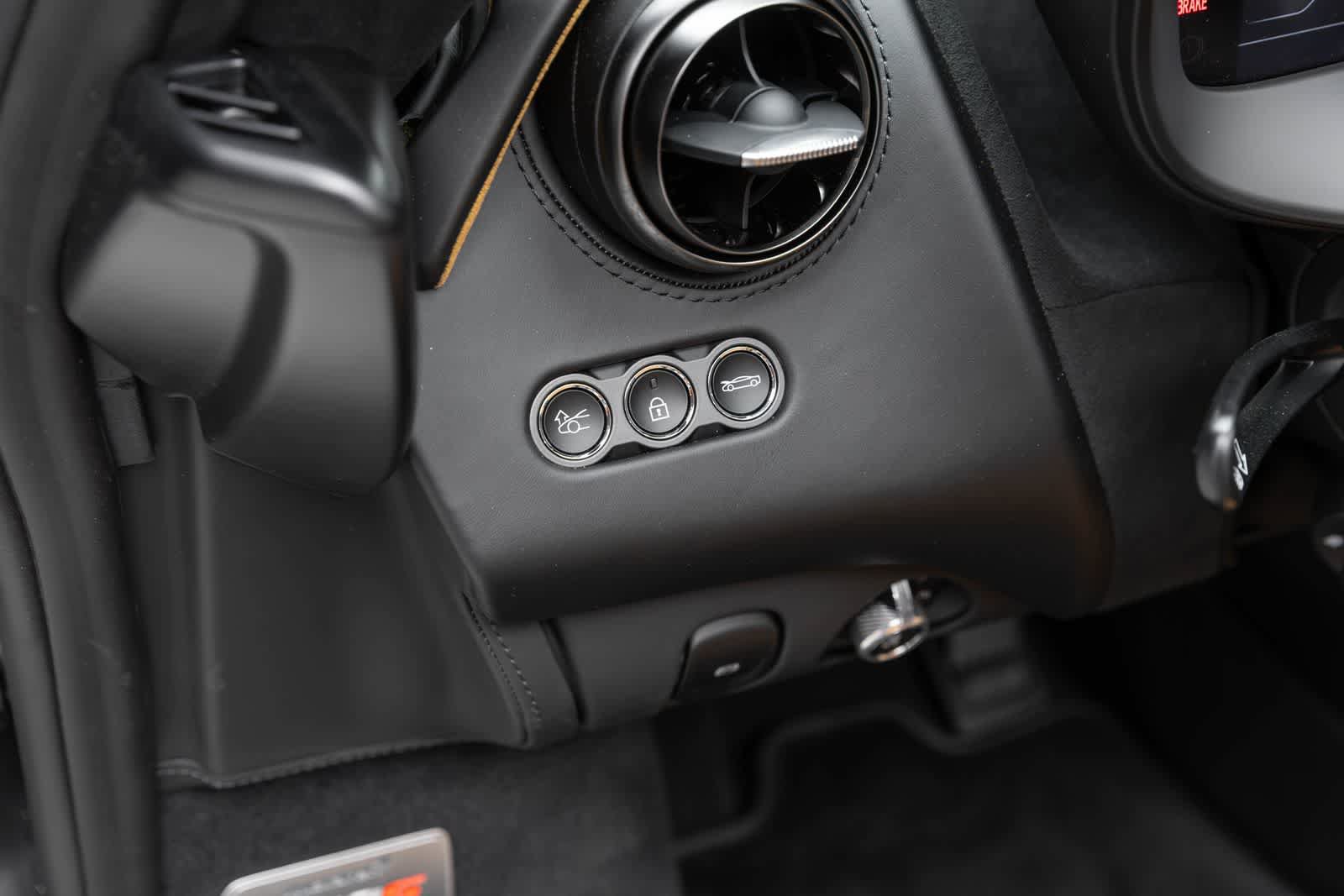 New 2027 McLaren 750S Spider photo 26