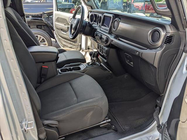 2023 Jeep Gladiator Sport