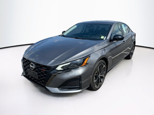 Used 2024 Nissan Altima 2.5 SR