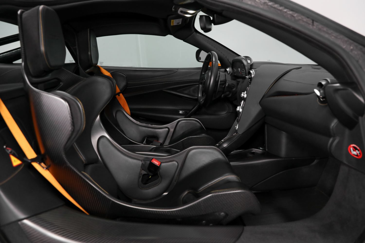 Used 2021 McLaren 765LT photo 32