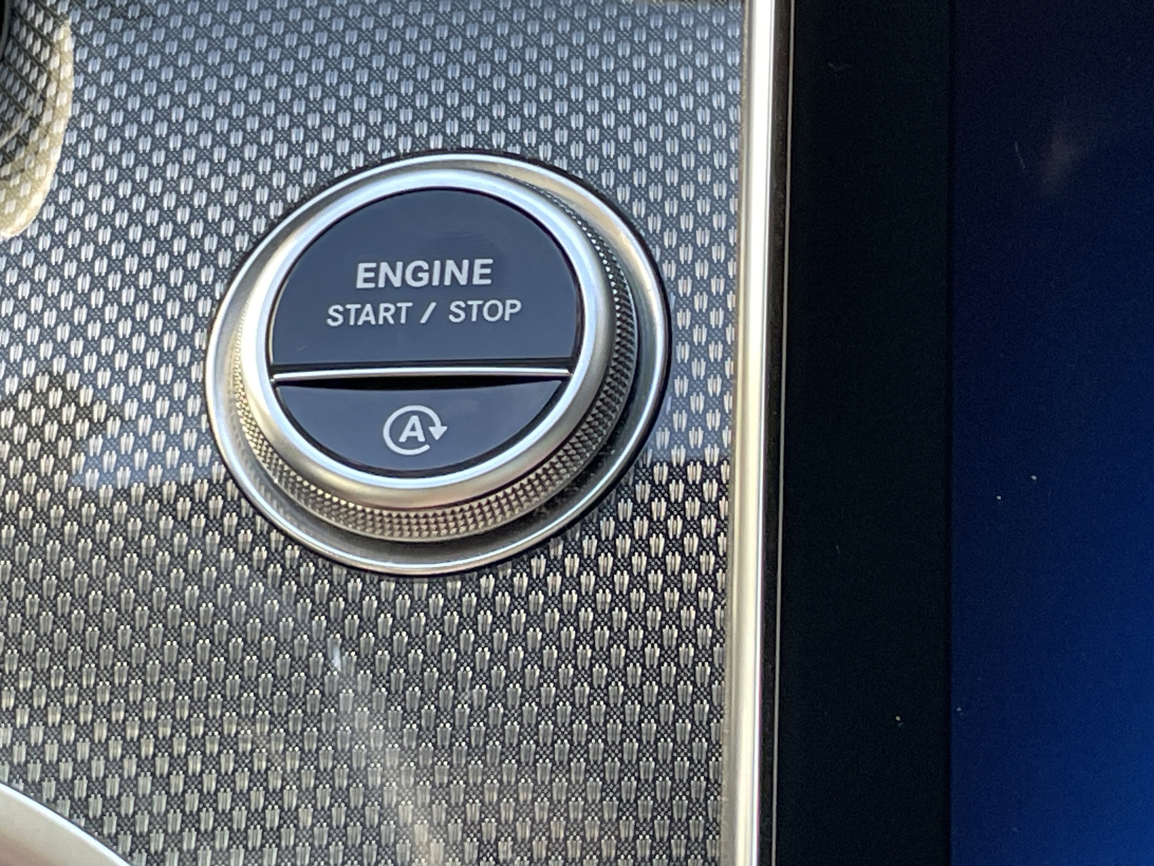 2025 Mercedes-Benz C 300 Sedan