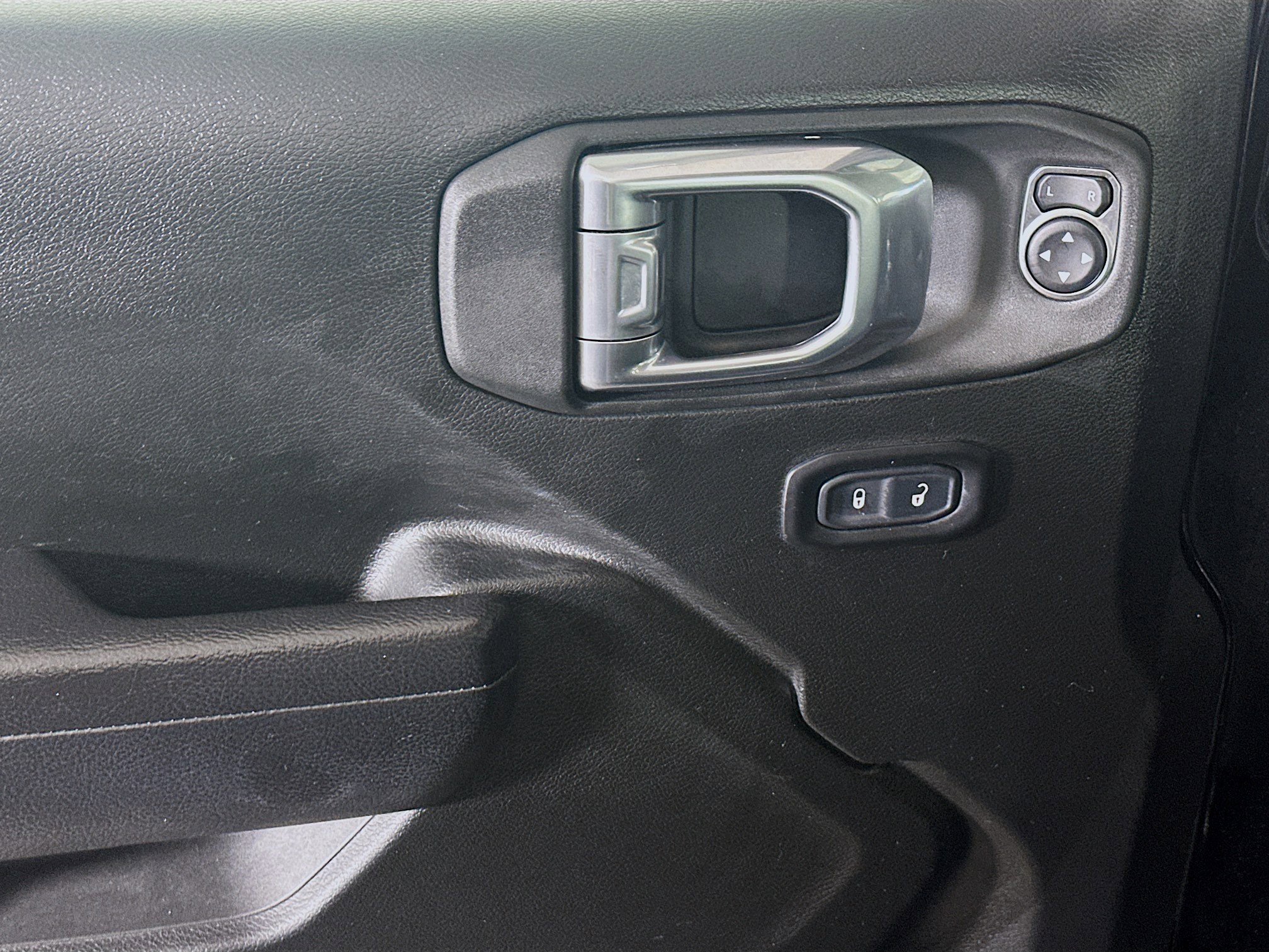 2022 Jeep Wrangler Sport S