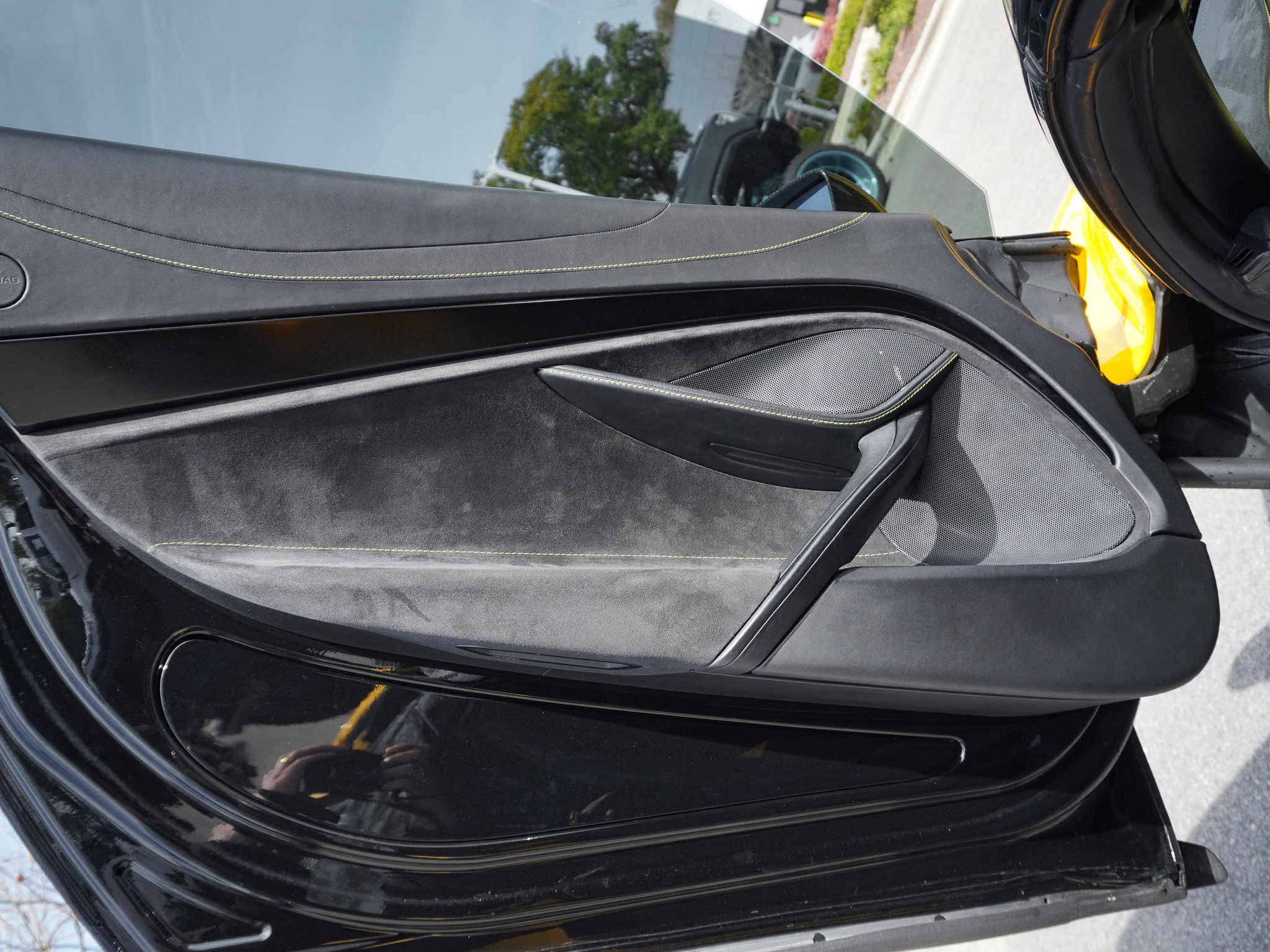 Used 2021 McLaren 720S Luxury photo 17