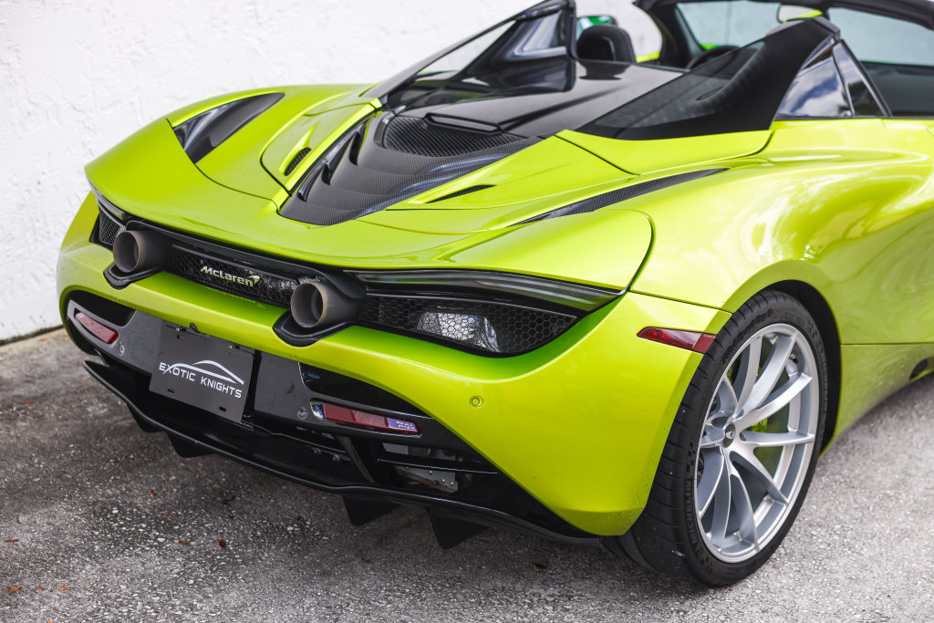 Used 2022 McLaren 720S Performance photo 7