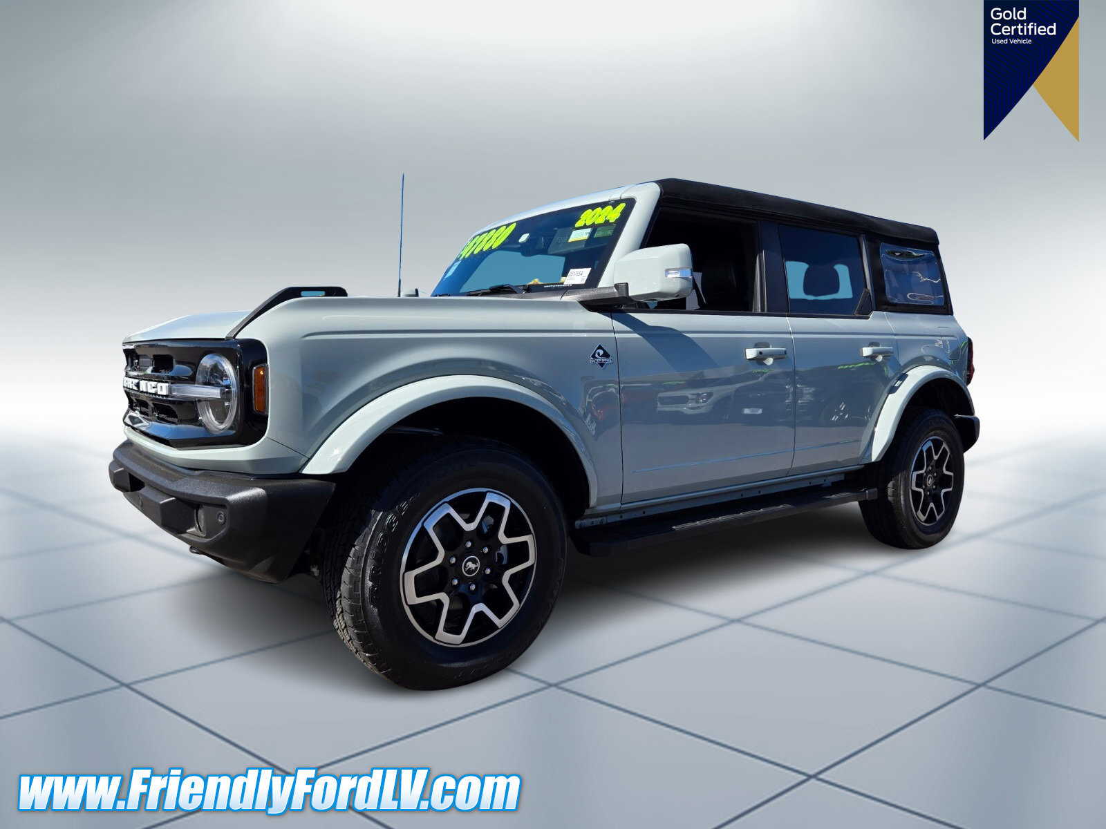 2024 Ford Bronco Outer Banks
