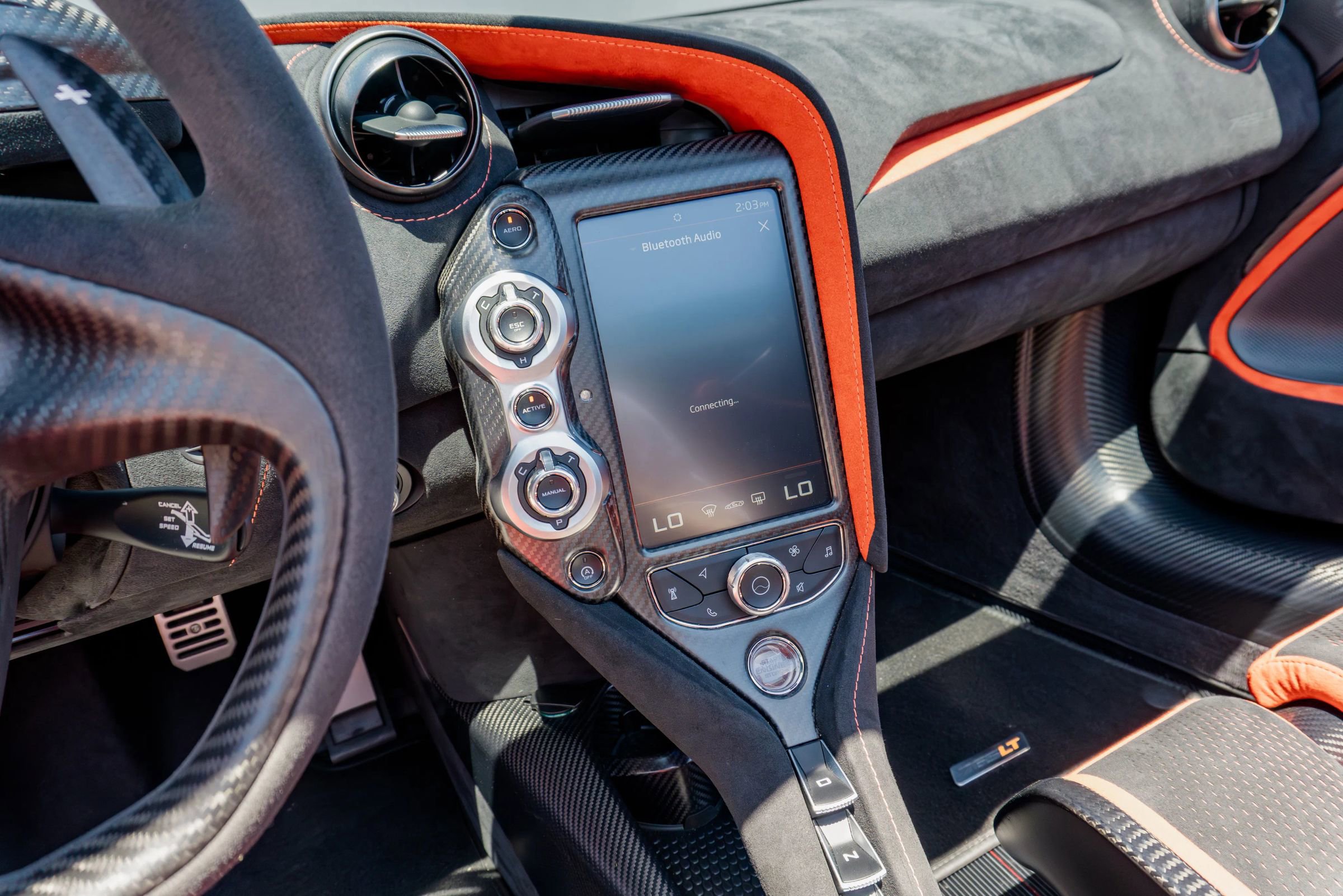 Used 2022 McLaren 765LT photo 70