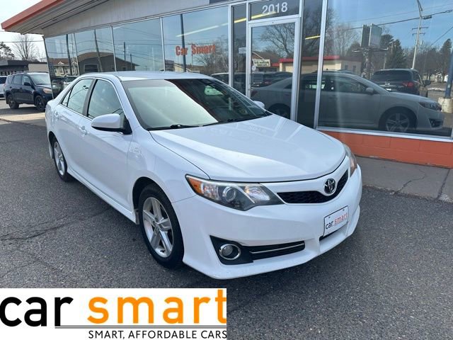 Used 2014 Toyota Camry SE