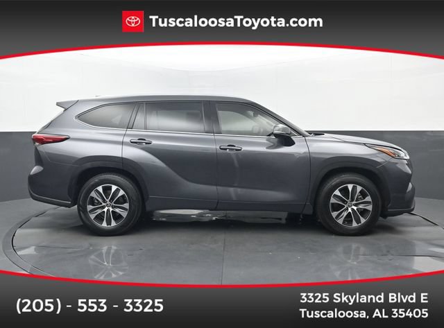 Used 2020 Toyota Highlander XLE