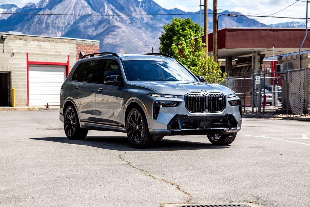 2026 BMW X7 M60i