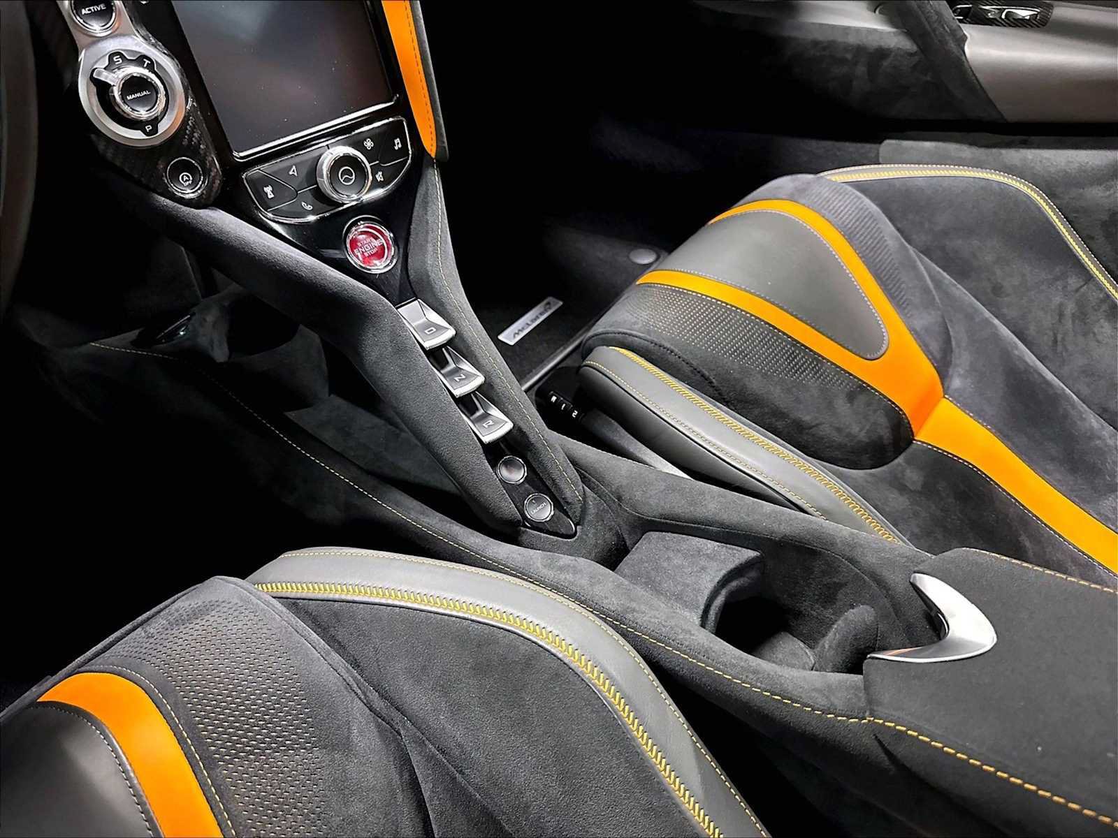 Used 2019 McLaren 720S photo 19