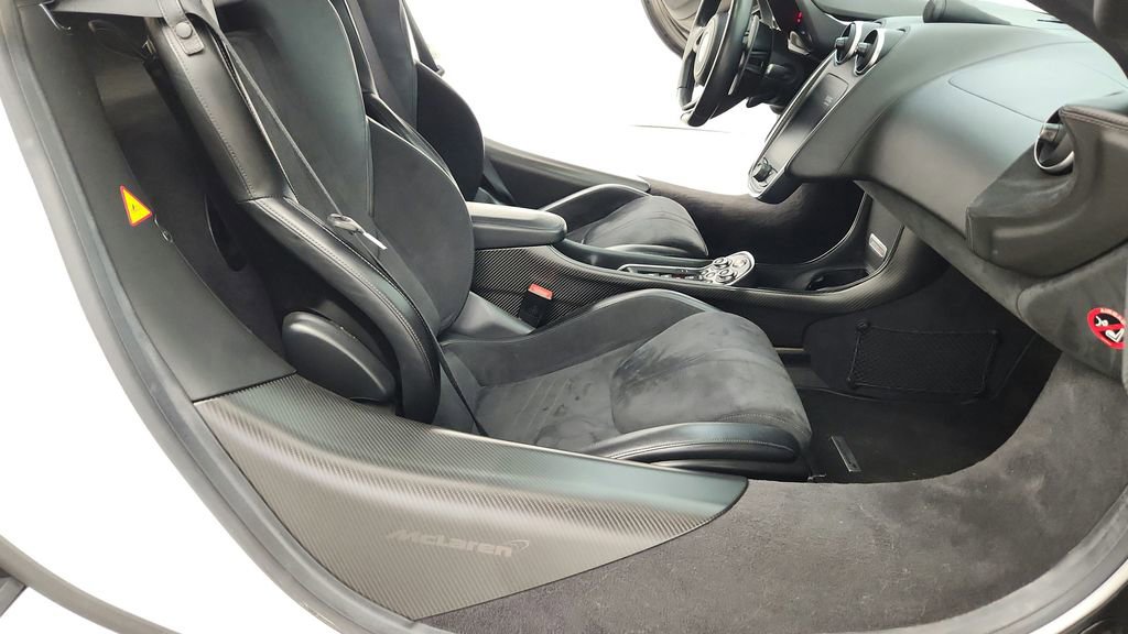 Used 2019 McLaren 600LT photo 42