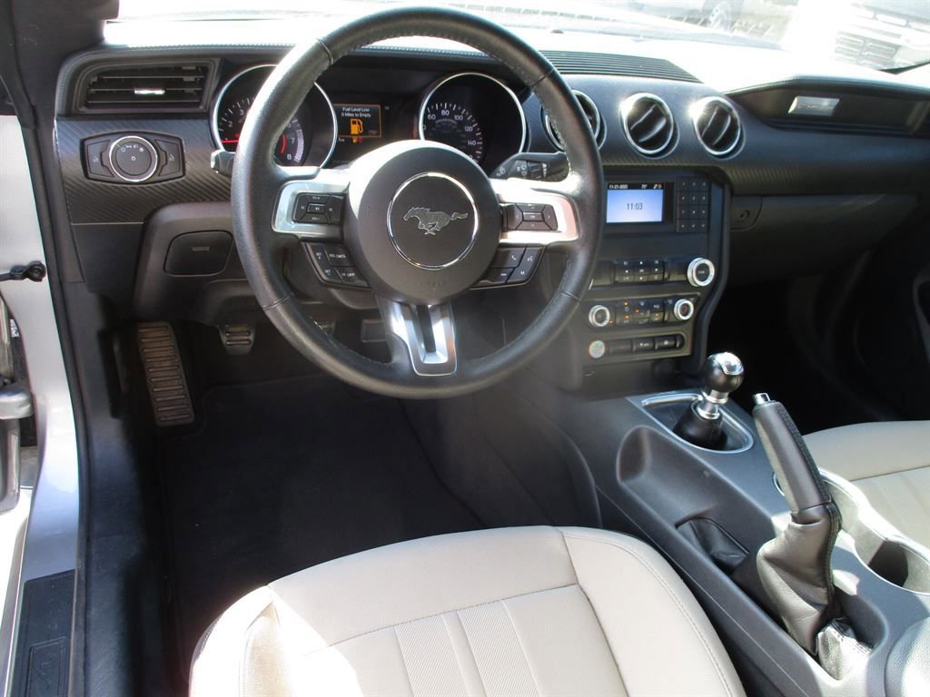 2022 Ford Mustang Coupe