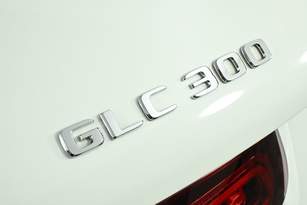 2022 Mercedes-Benz GLC 300