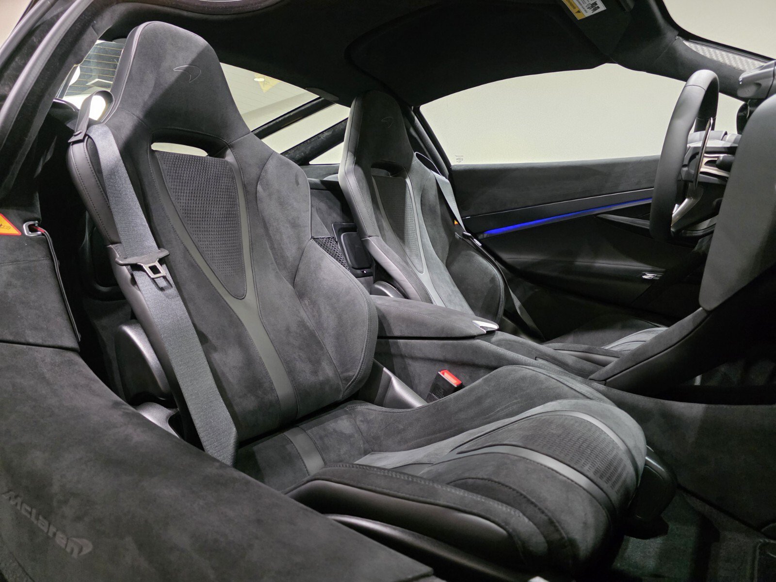 New 2026 McLaren 750S Coupe photo 19