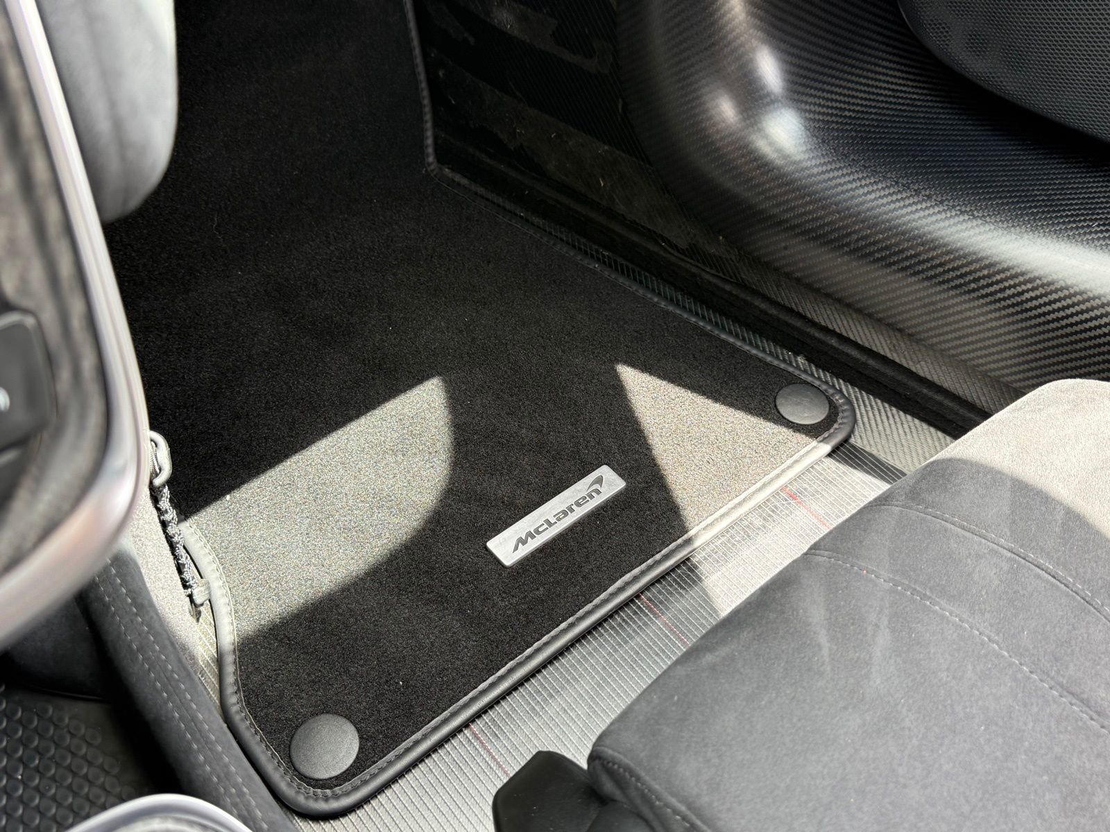 Used 2019 McLaren 600LT photo 43