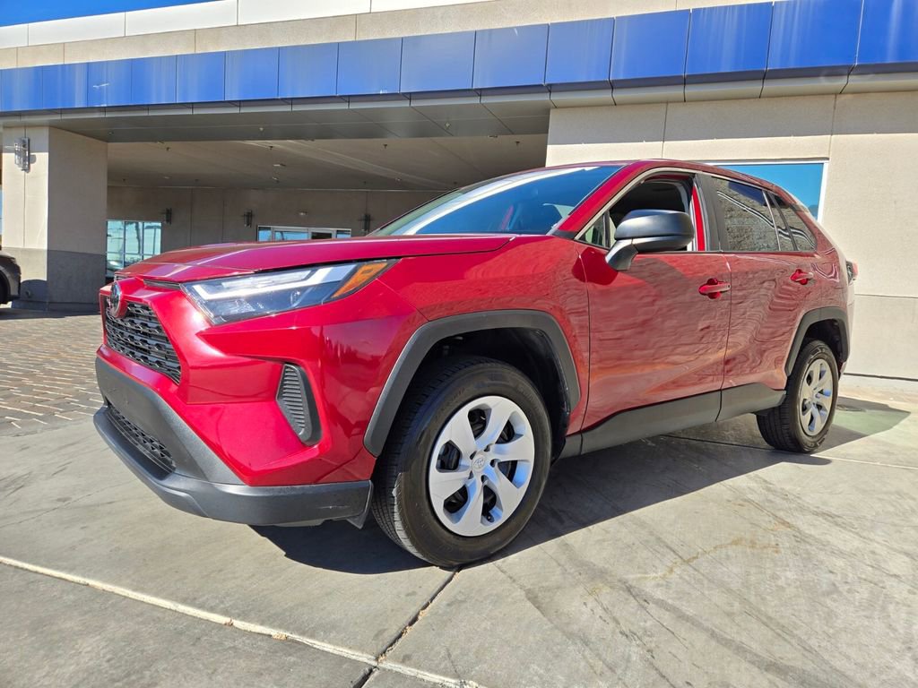 2023 Toyota RAV4 LE