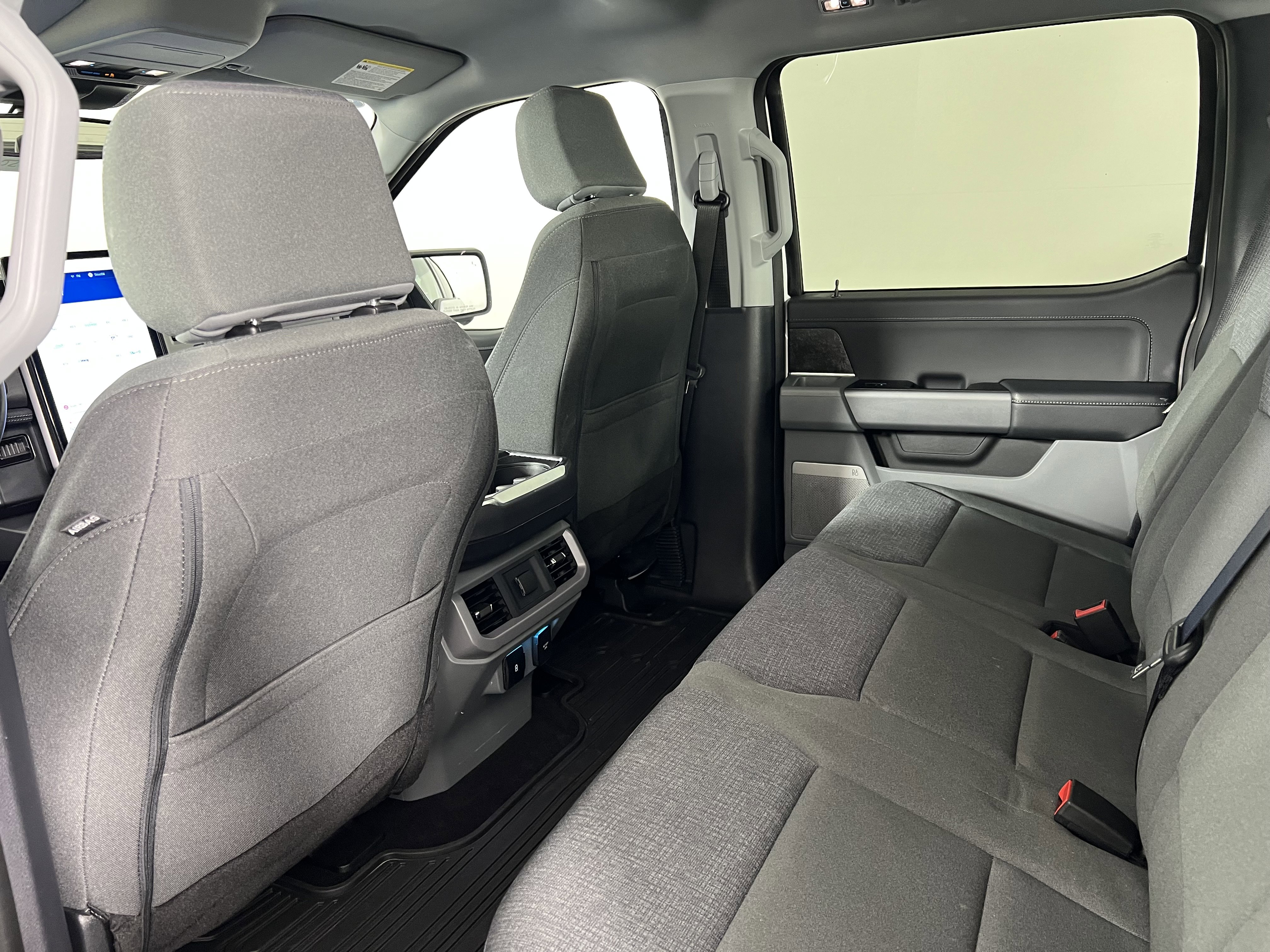 2024 Ford F150 Lightning Flash