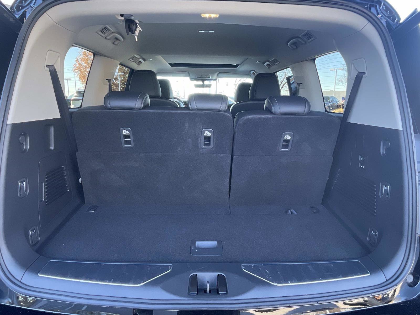 2025 INFINITI Qx80 Pure