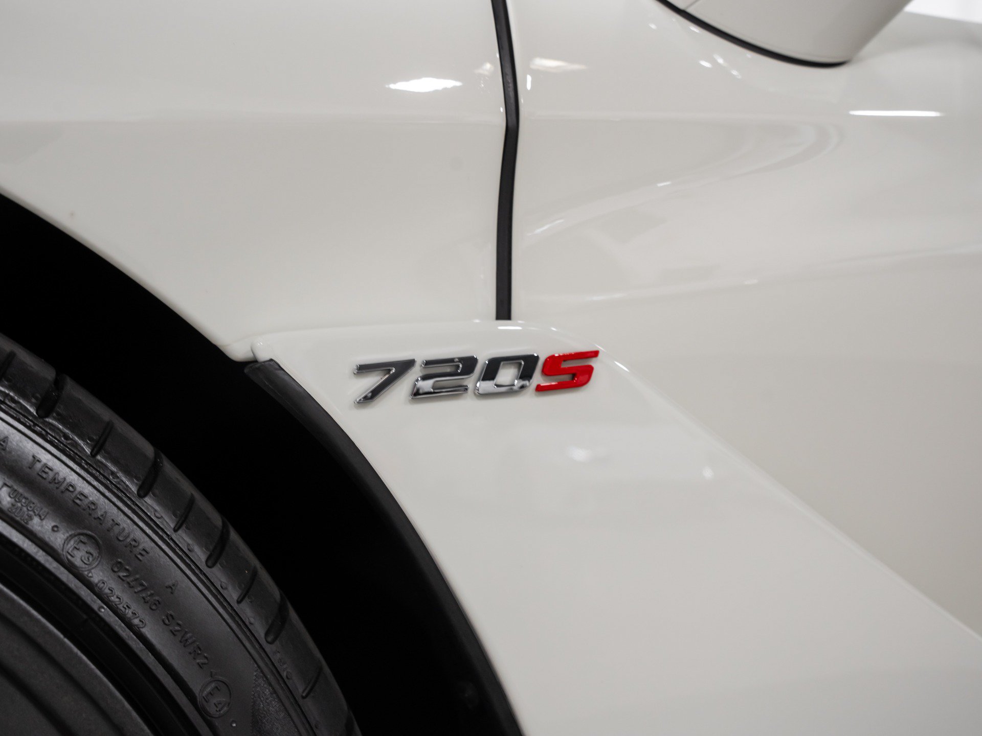 Used 2021 McLaren 720S Performance photo 37