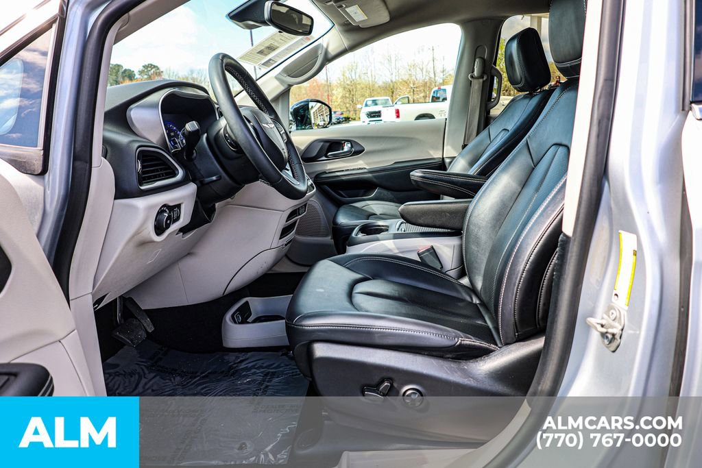 2024 Chrysler Pacifica Touring-L