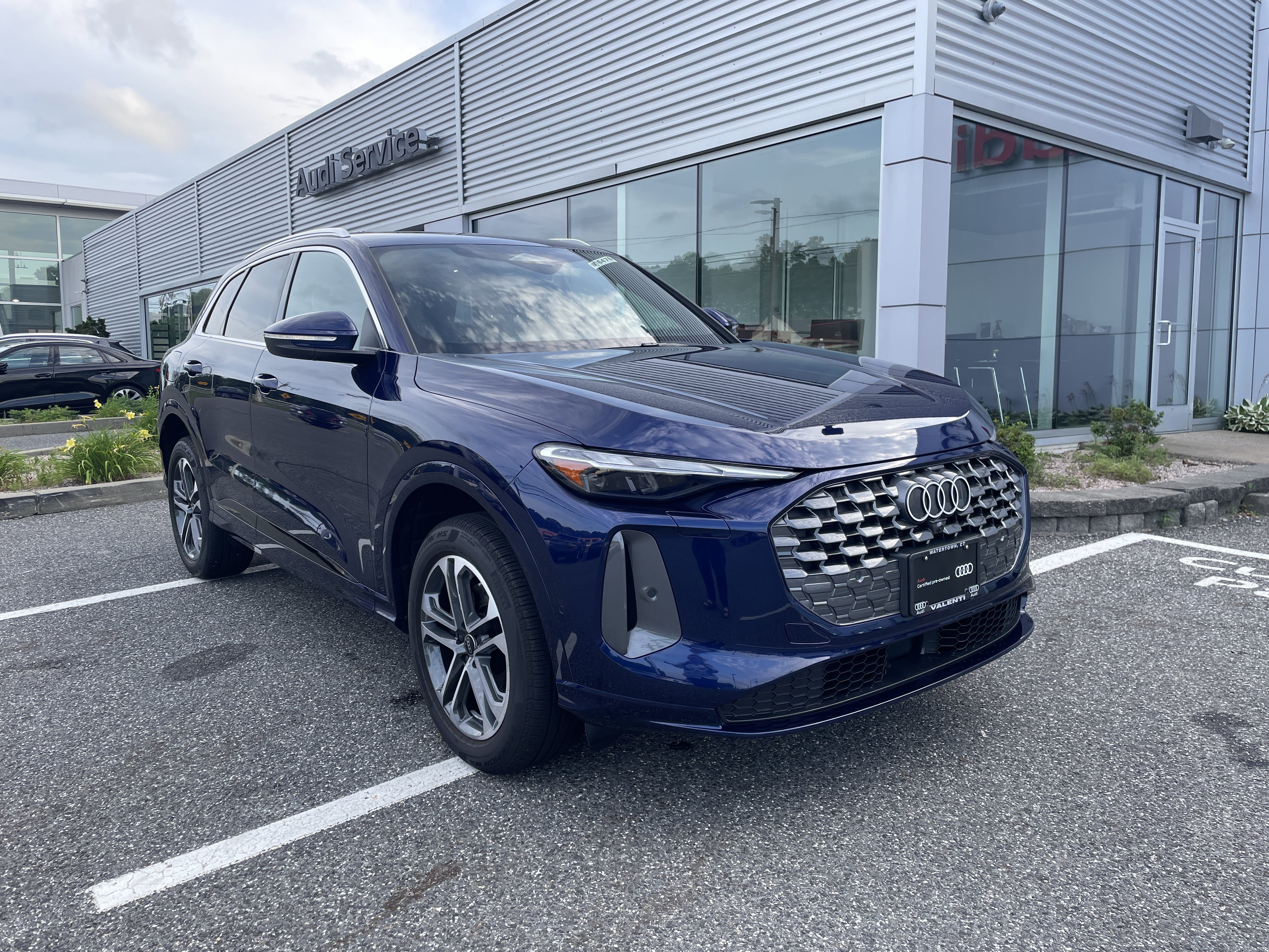 Certified 2025 Audi Q5 Premium w/ Convenience Package