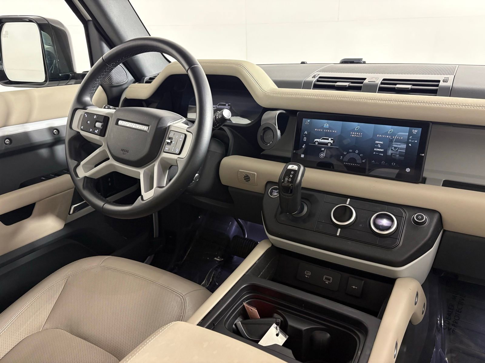 2024 Land Rover Defender 110 S