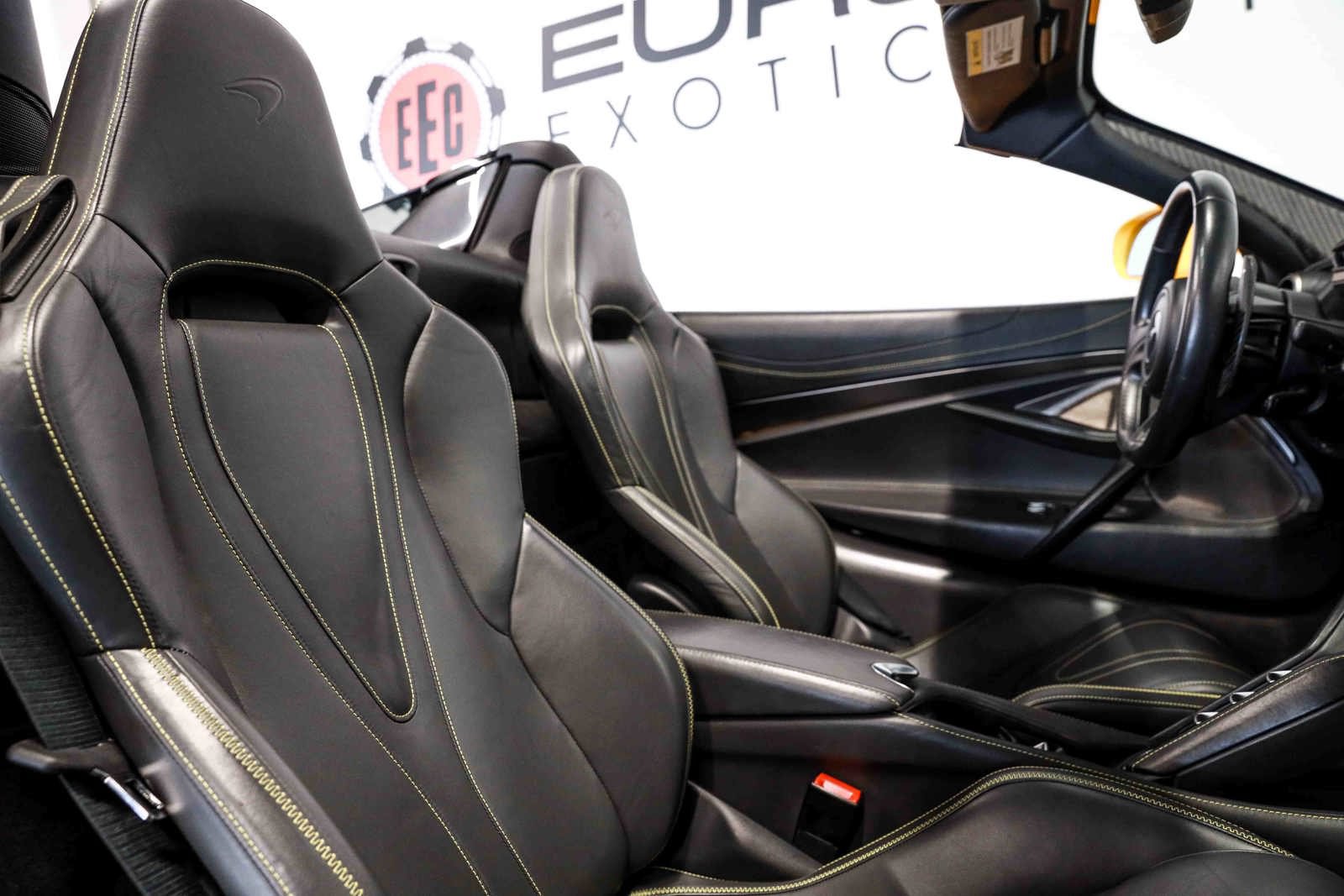 Used 2022 McLaren 720S Performance photo 38