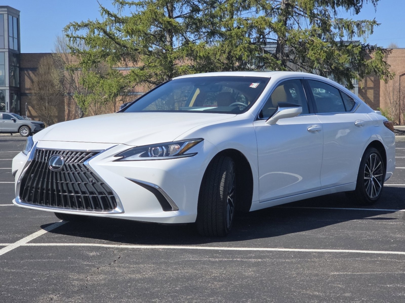 2025 Lexus ES 300h