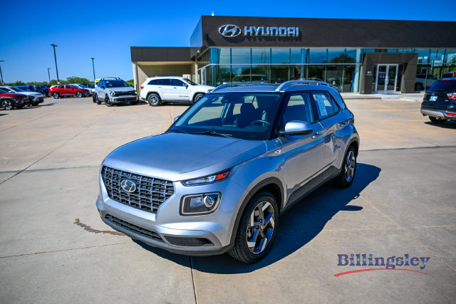 Used 2023 Hyundai Venue SEL